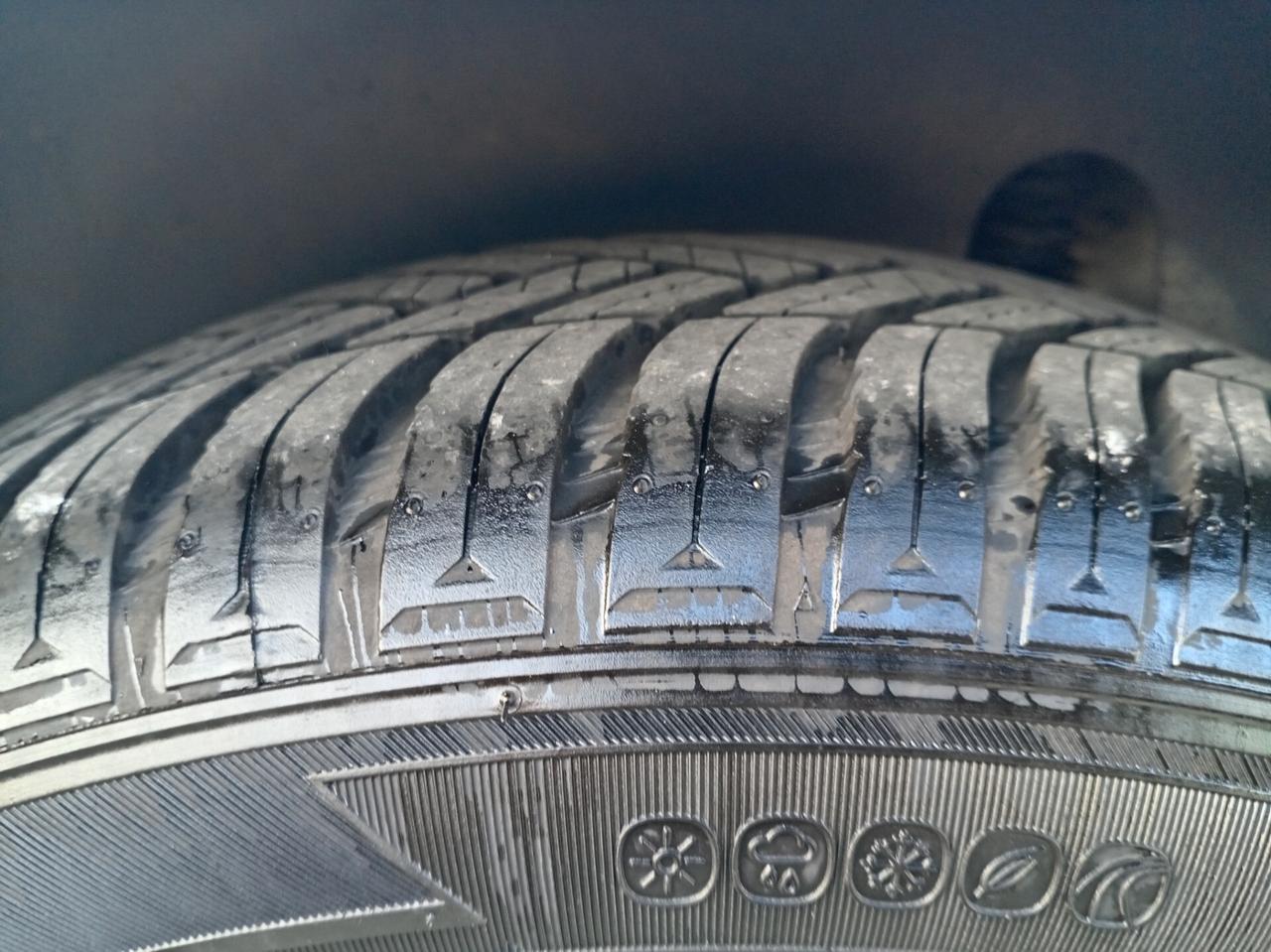 Peugeot 208 1.4 HDi 68 CV 5 porte Active