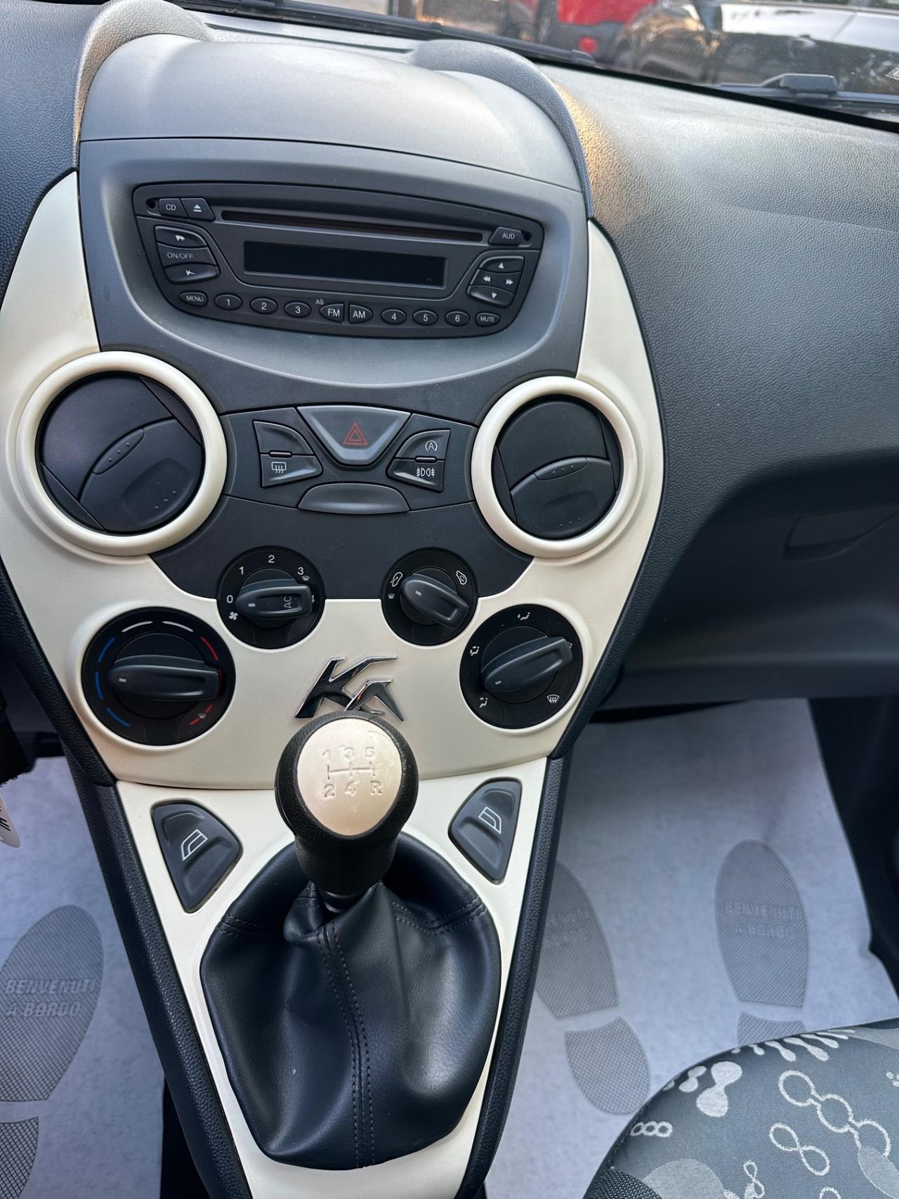 Ford Ka Ka+ 1.2 8V 69CV Titanium