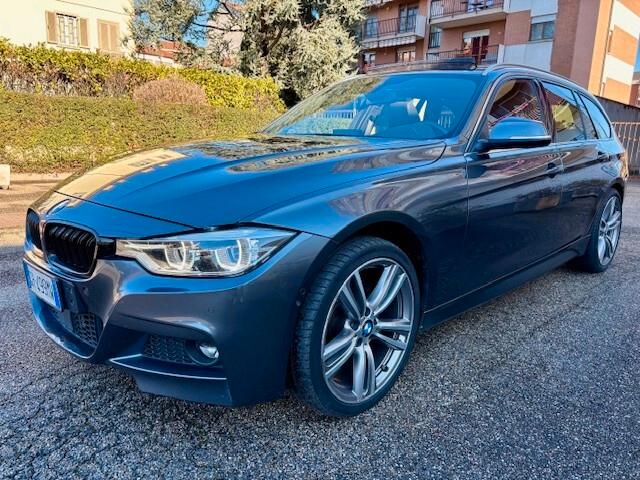 BMW 330 i 4x4 M Sport TETTO RETROC-STRAFULL