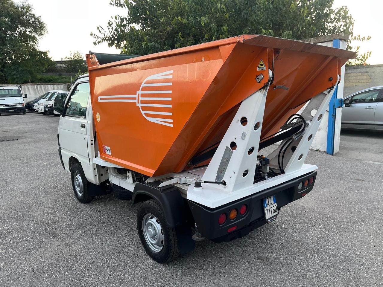 Piaggio quargo con vasca/rib.-700cc- Diesel -2014