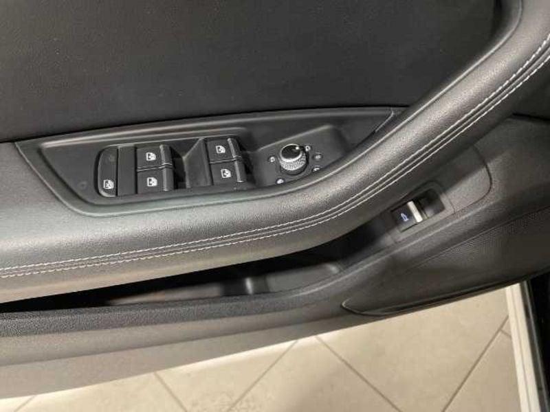 Audi A4 allroad A4 V 2019 Allroad Quattro 40 2.0 tdi mhev Identity Contrast quattro 204cv s tronic