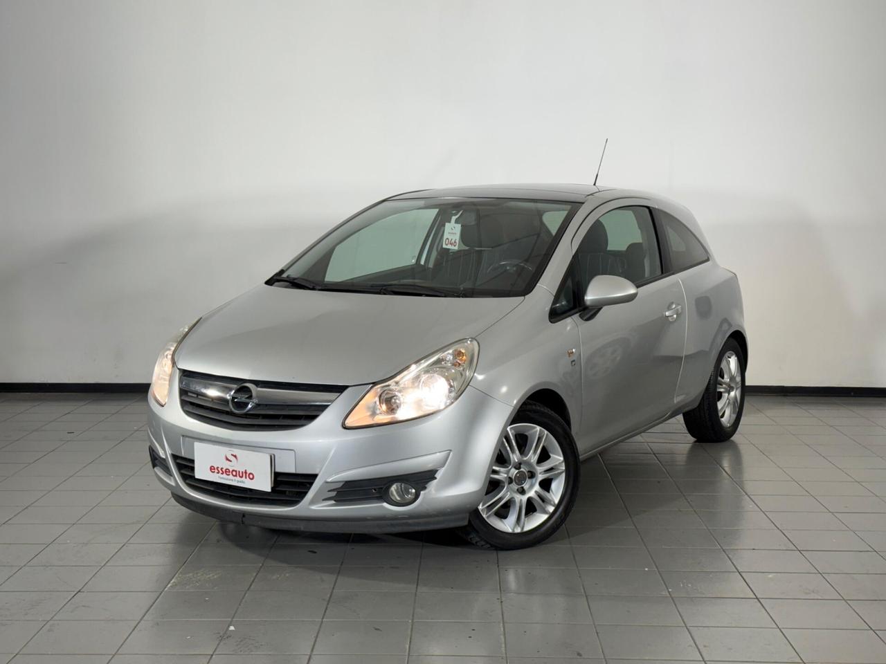 Opel Corsa 1.3 CDTI 75CV 3 porte TETTO PANORAMICO