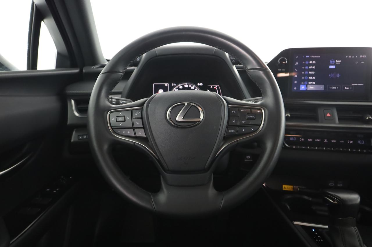 LEXUS UX Hybrid Urban