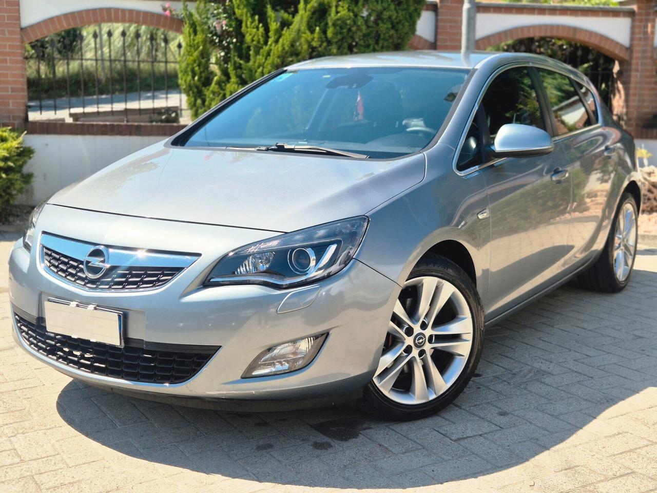Opel Astra 1.7 CDTI 125CV 5 porte Enjoy/2010 /EURO 5