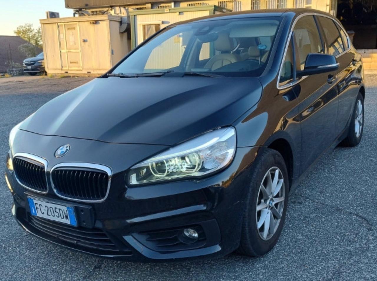 Bmw 2er Active Tourer 218d Luxury
