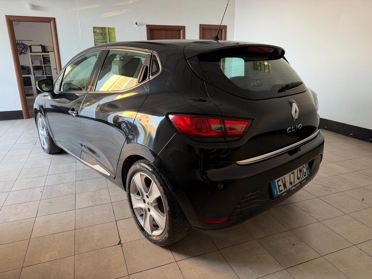 Renault Clio 2014 1.2 75CV 5 porte Live OK NEOPATENTATI