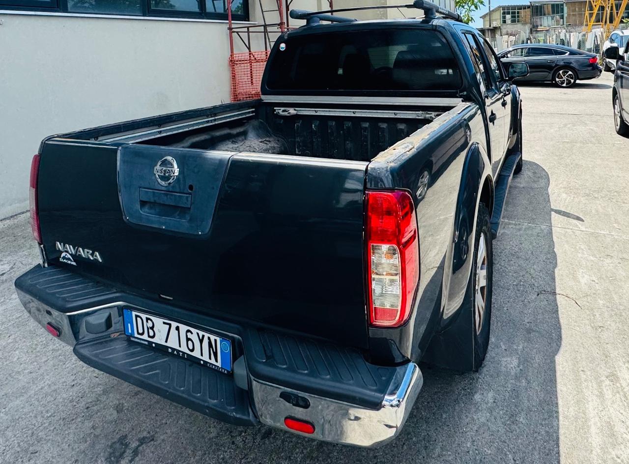 Nissan Navara 2.5 dCi 4 porte Double Cab LE