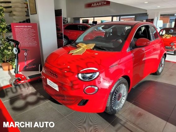 FIAT 500 Red Berlina