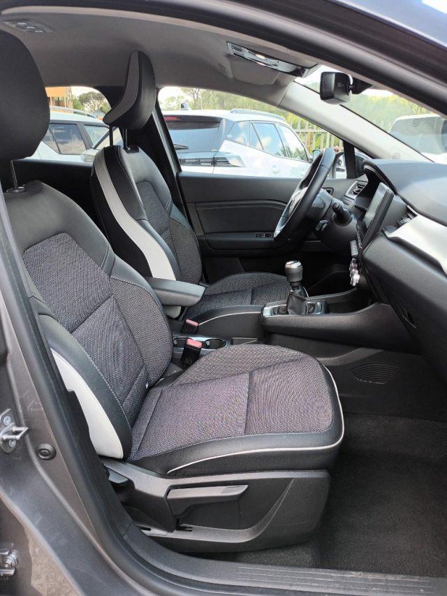 RENAULT Captur 1000 TCE TECHNO 90CV NAVI CARPLAY CAM"17 ITALIA