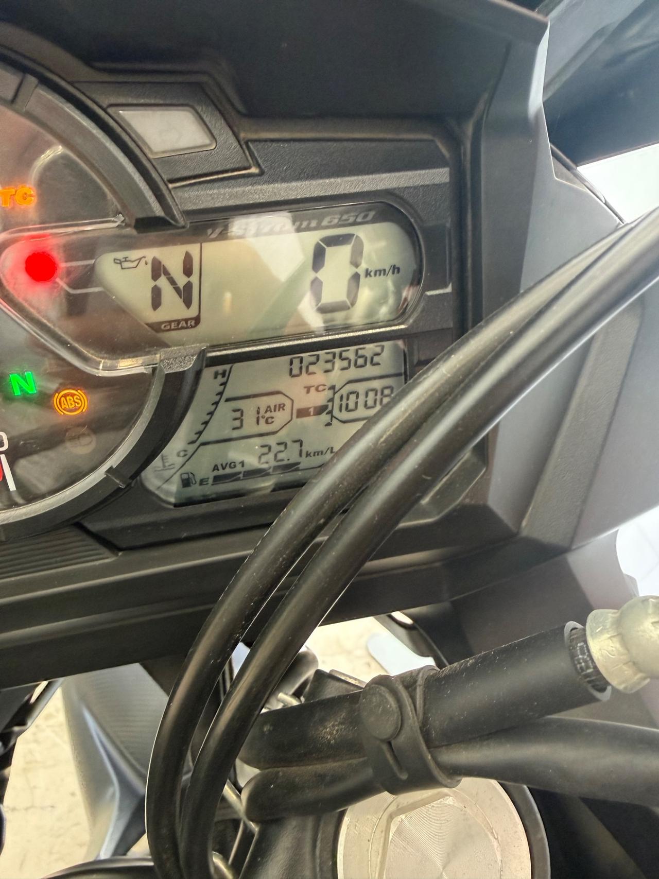 Suzuki V Strom DL 650