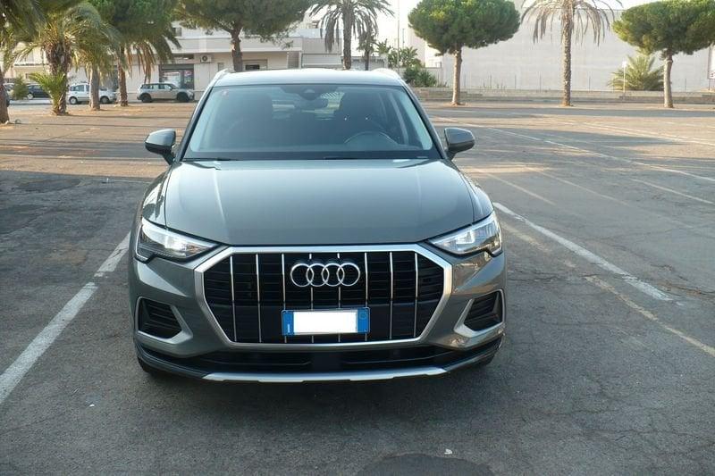 Audi Q3 Q3 35 TDI S tronic Business Advanced