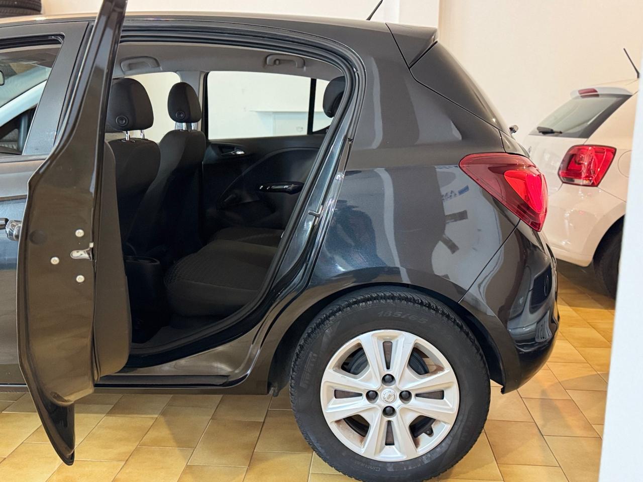 Opel Corsa 1.4 90CV GPL Tech Coupé b-Color