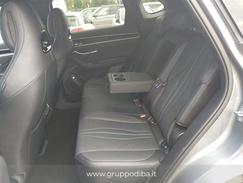 BYD Seal U DM-i 1.5 phev Boost 217cv 2wd