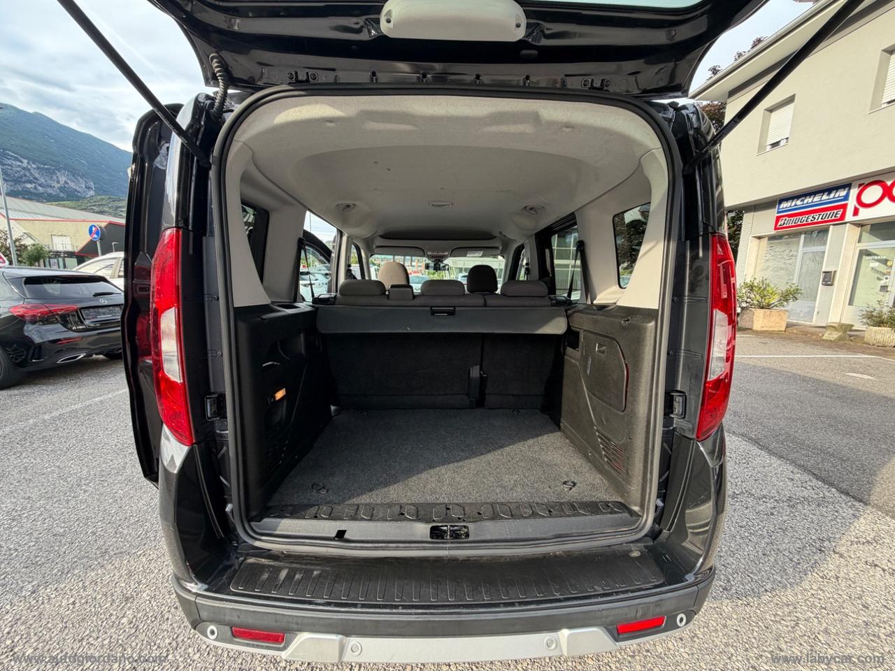 FIAT Doblò 1.6 MJT 120 CV Trekking