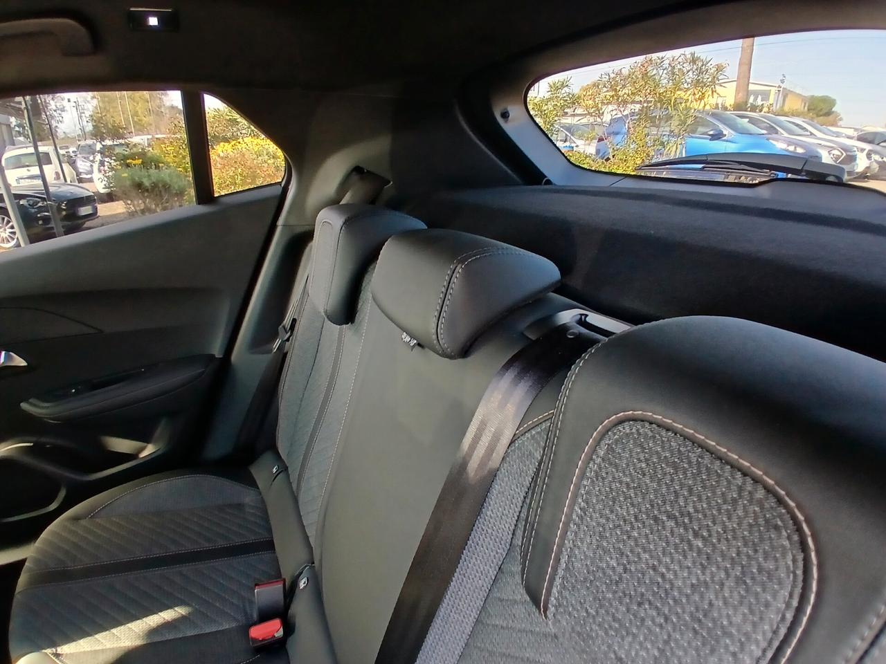 Peugeot 2008 Hybrid 145 e-DCS6 Allure