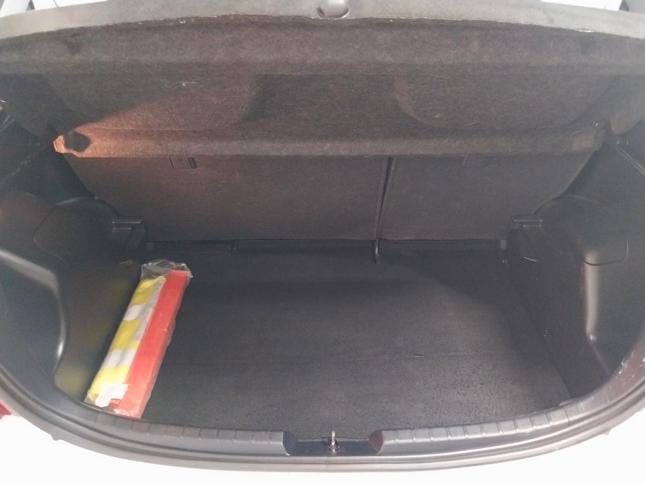 Toyota Yaris 1.4 D - 4 Lounge - ok neopatentati