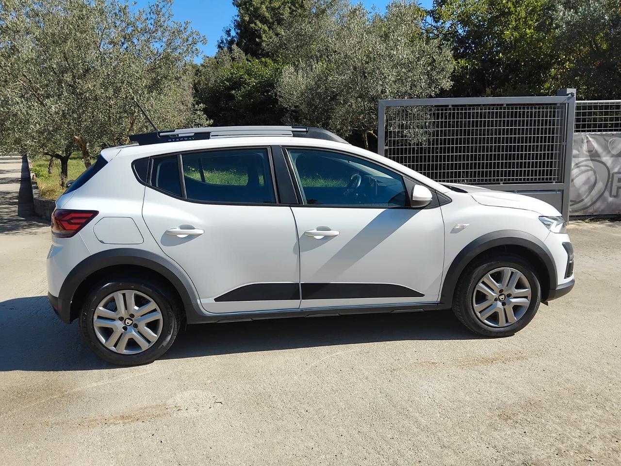 Dacia Sandero STEPWAY 1.0 100CV GPL-LED-NAVI-RETRO-CARPLAY
