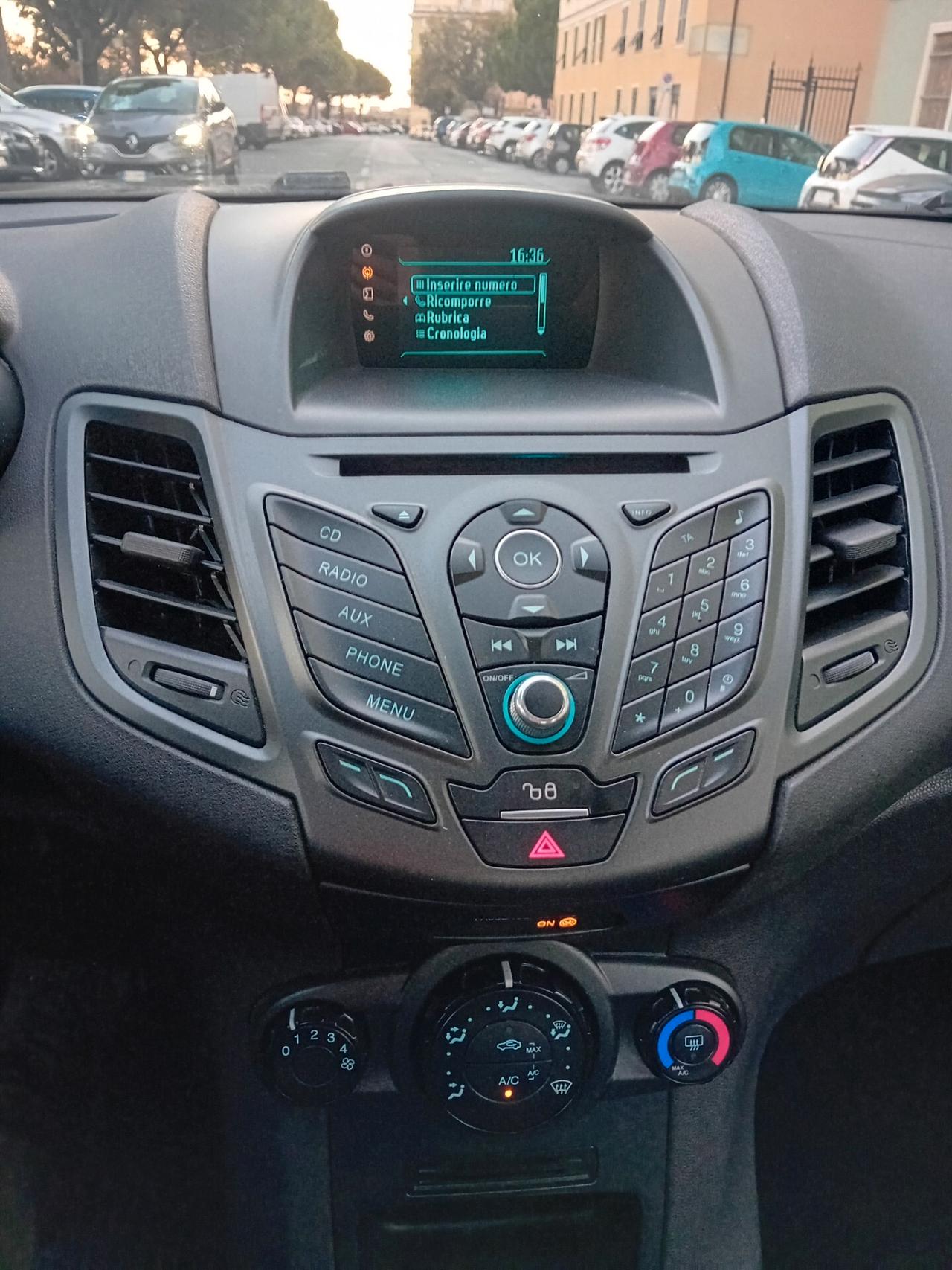 Ford Fiesta 1.0 80CV