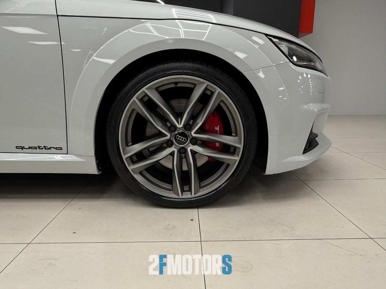 Audi TT TTS Roadster 2.0 TFSI 310 CV quattro S tronic