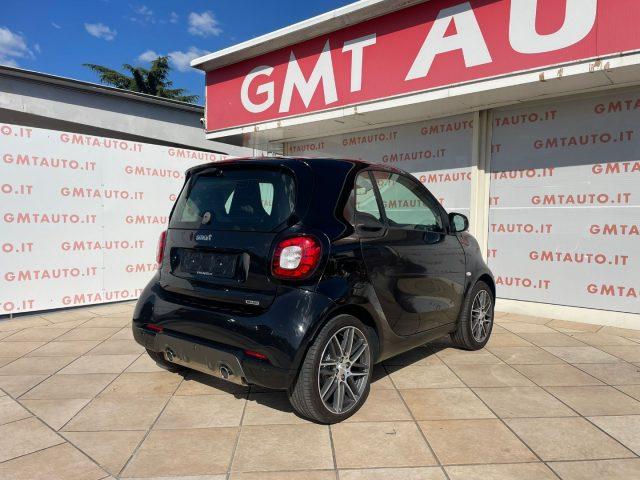 SMART ForTwo BRABUS 0.9 TWINAMIC TURBO XCLUSIVE NAVI LED