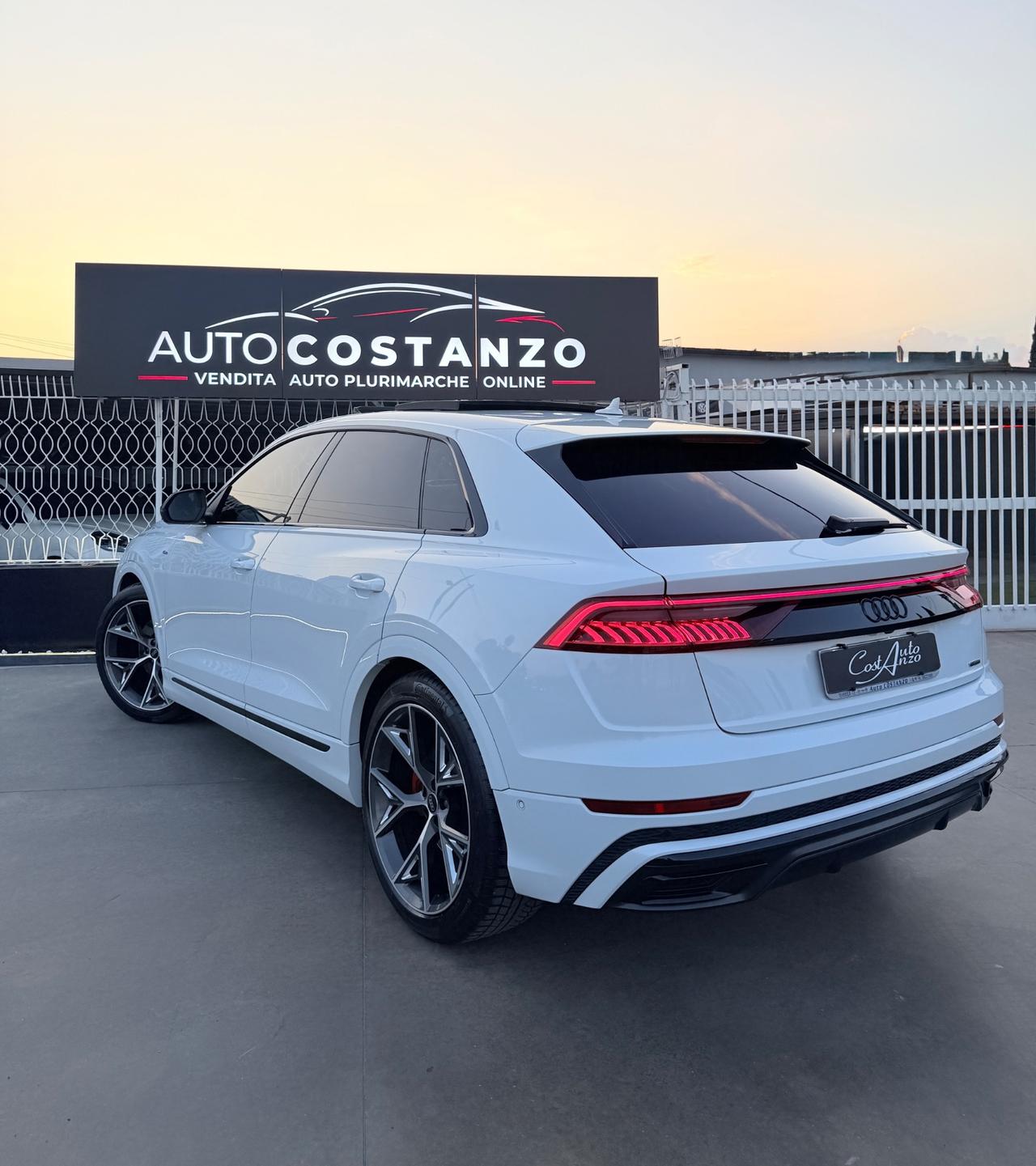 Audi Q8 50 TDI 286 CV S line SUPER FULL