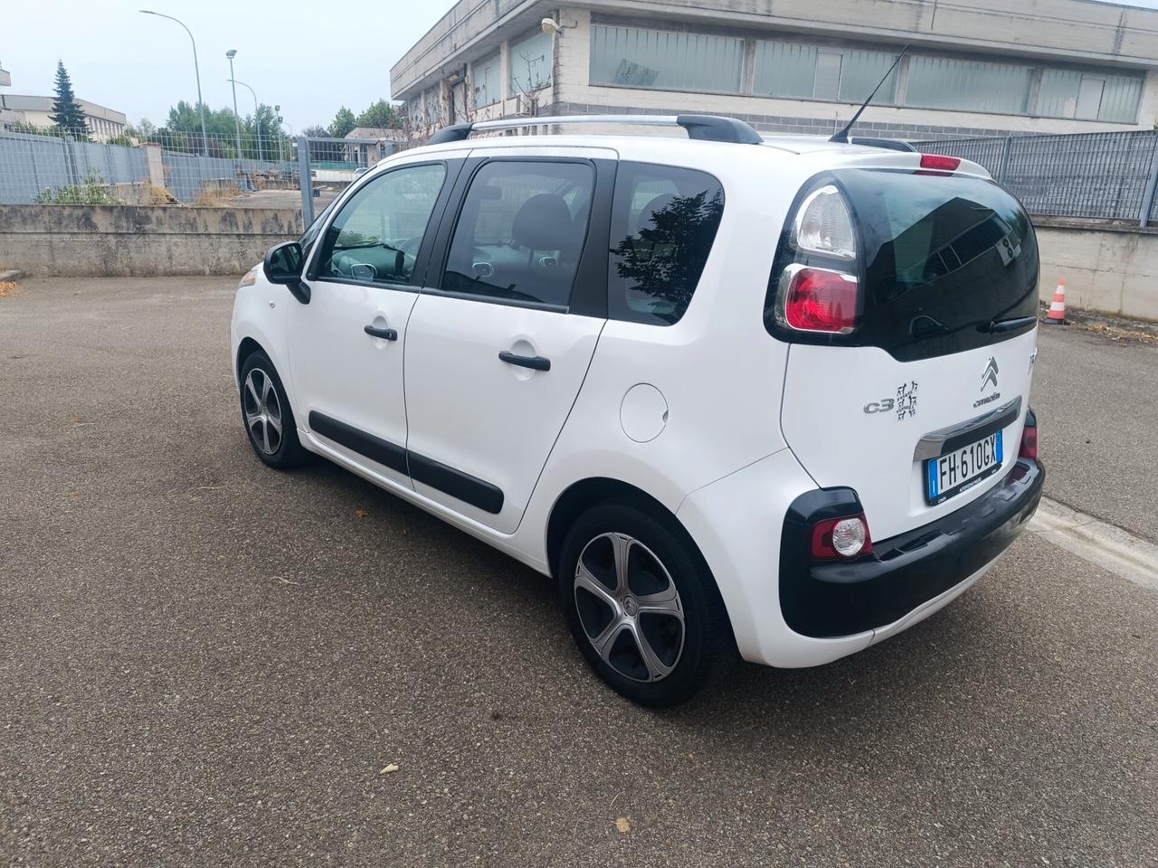 Citroen C3 Picasso 1.6 HDi del 17 SOLO 114.000 KM