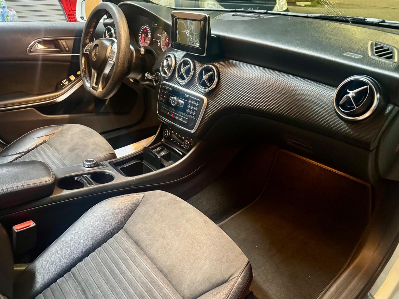 Mercedes-benz A 200 CDI Premium