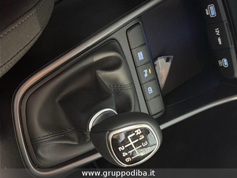 Hyundai Bayon 1.0 T-GDI T-GDI Petr PE 1.0T XLINE 48V