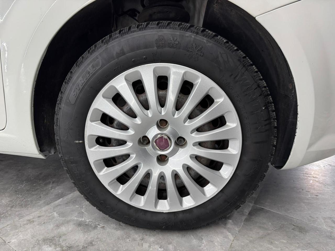 Fiat Punto Evo 1.4 5 porte Dynamic GPL