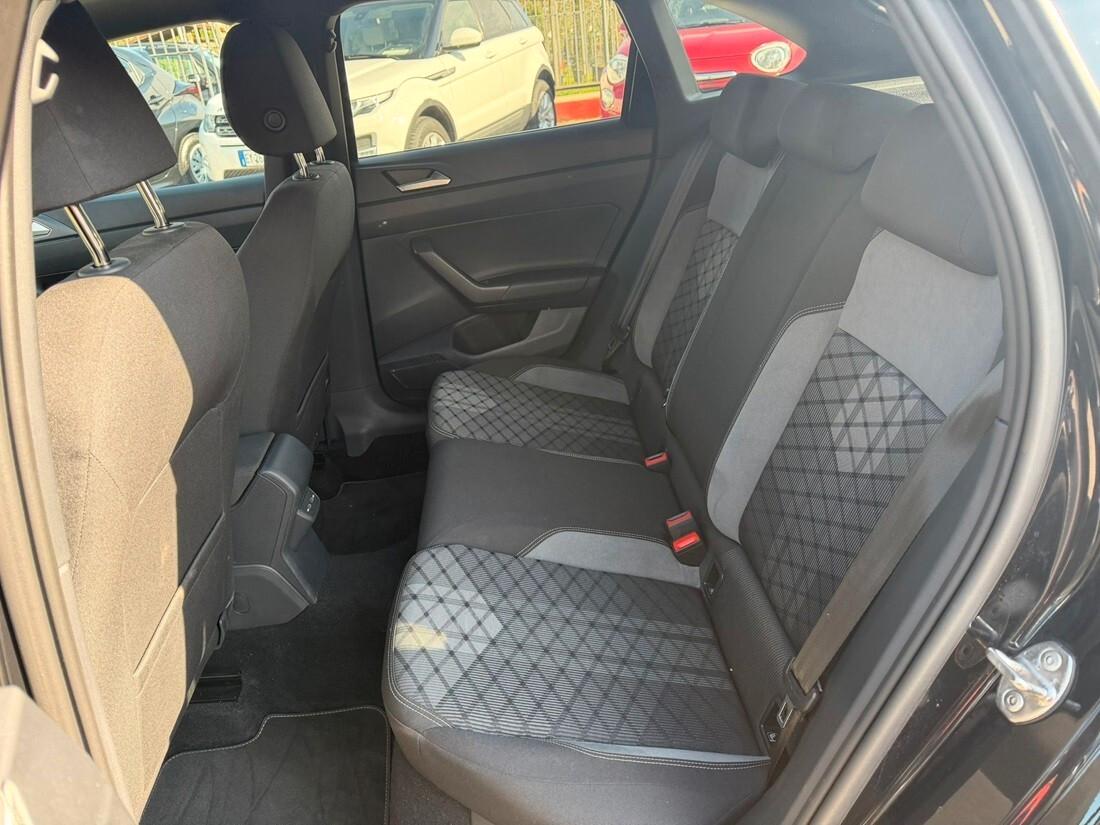 Volkswagen Taigo 1.0 TSI 115 CV R-Line