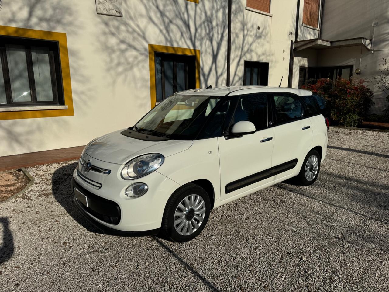 Fiat 500L LIVING 1.6 MJT 120cv Lounge UniProp