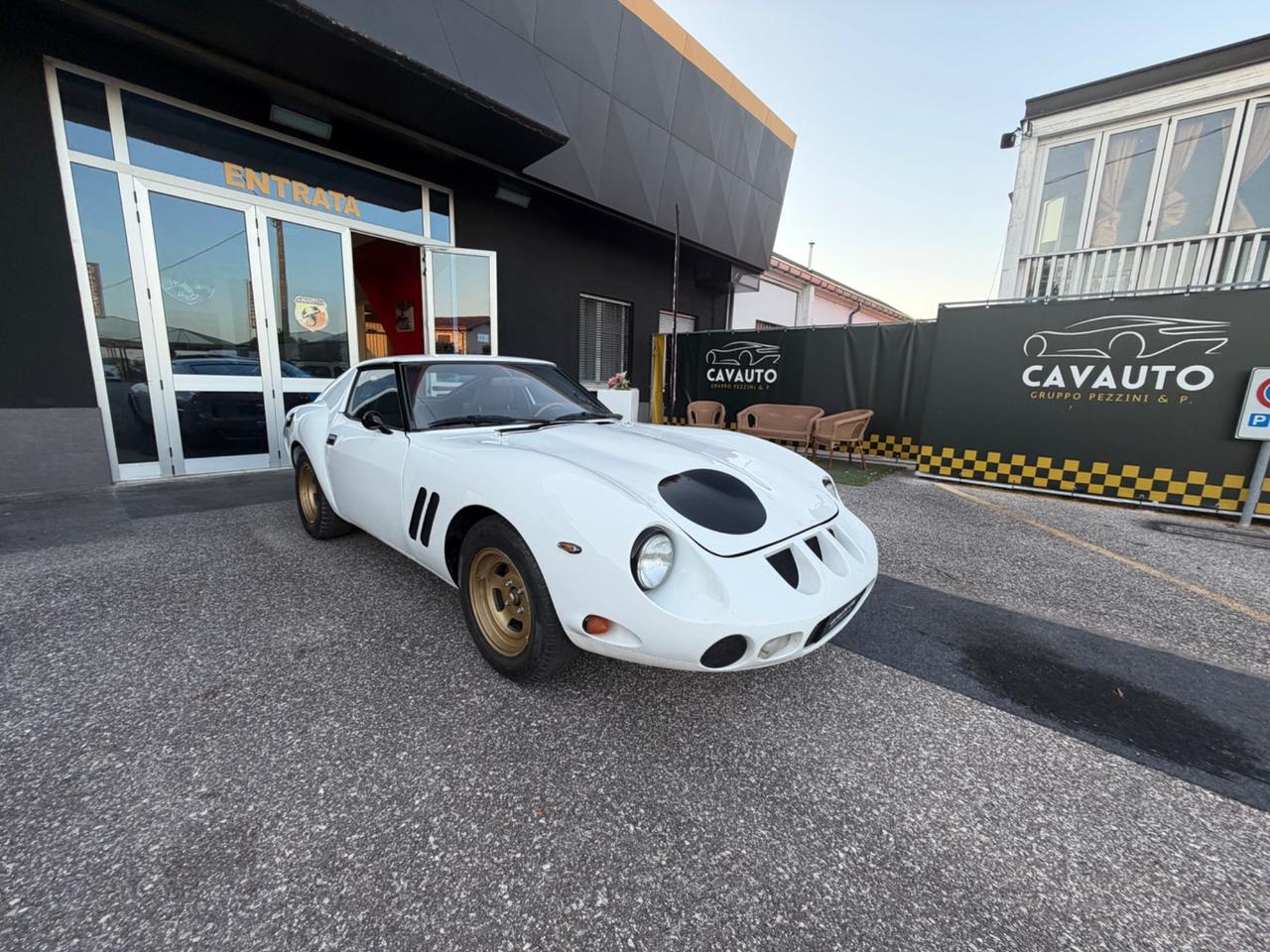 Nissan 280 ZX particolare restauro GTO 250