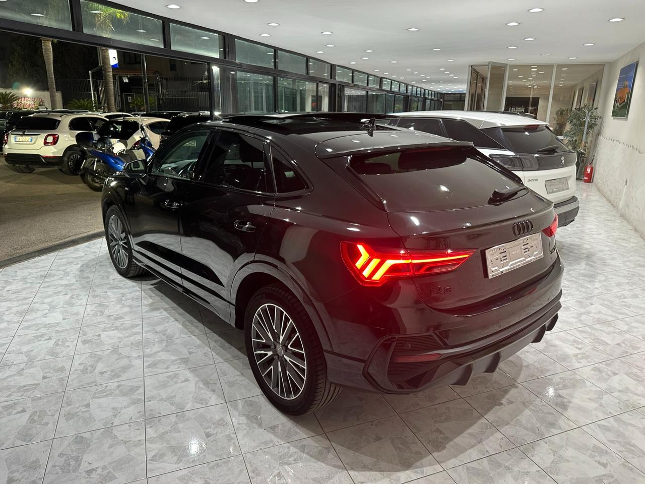 Audi Q3 40 TFSI quattro S tronic line edition