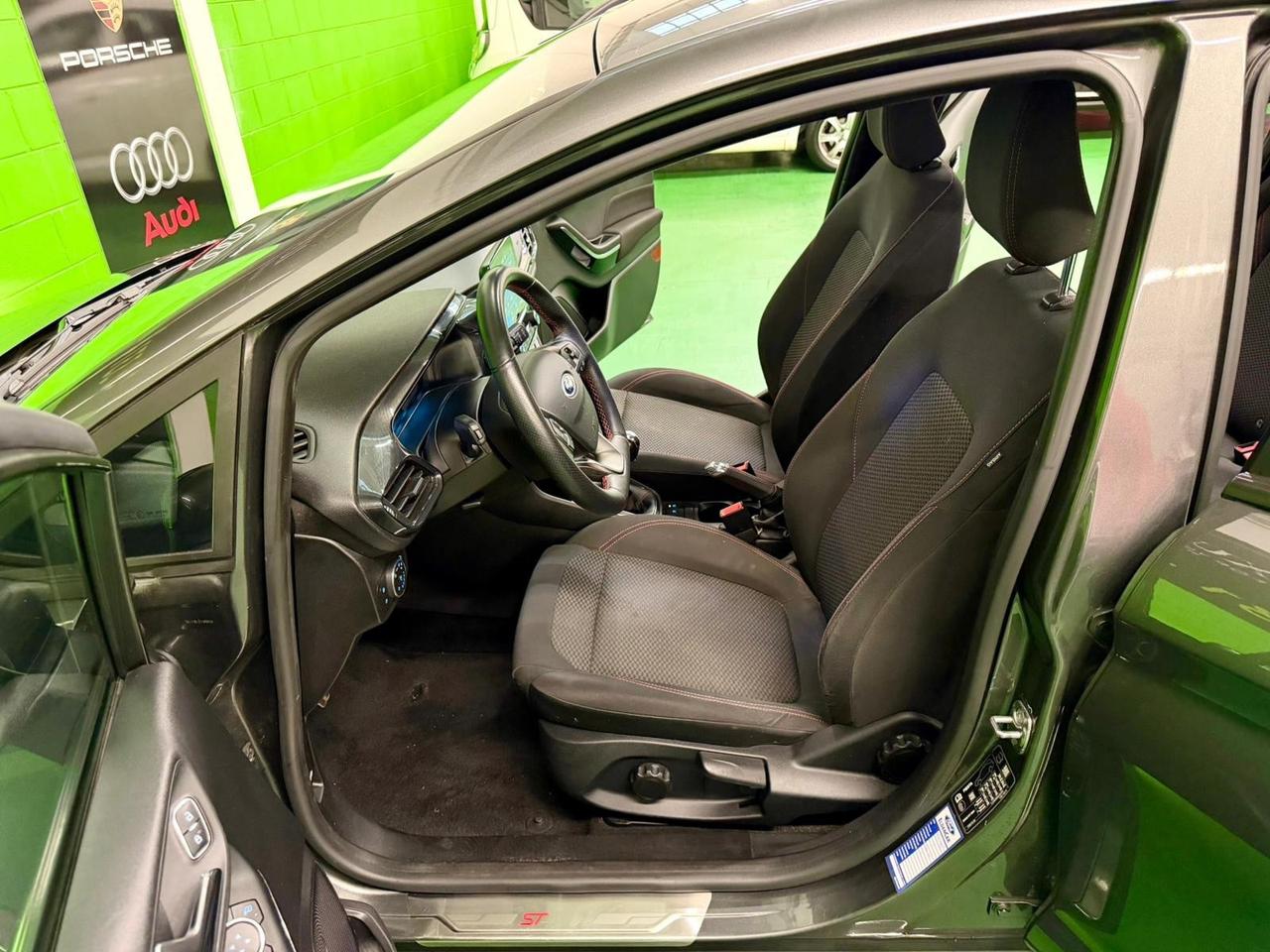 Ford Fiesta 1.0 Ecoboost 100 CV 5 porte Vignale