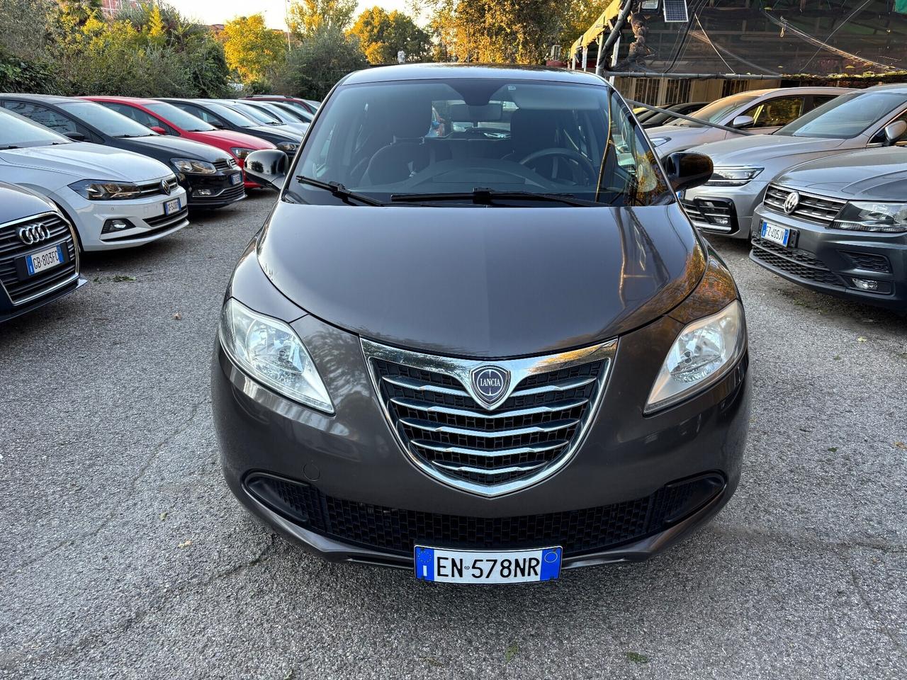 Lancia Ypsilon 1.3 MJT 5 porte OK Neopatentati