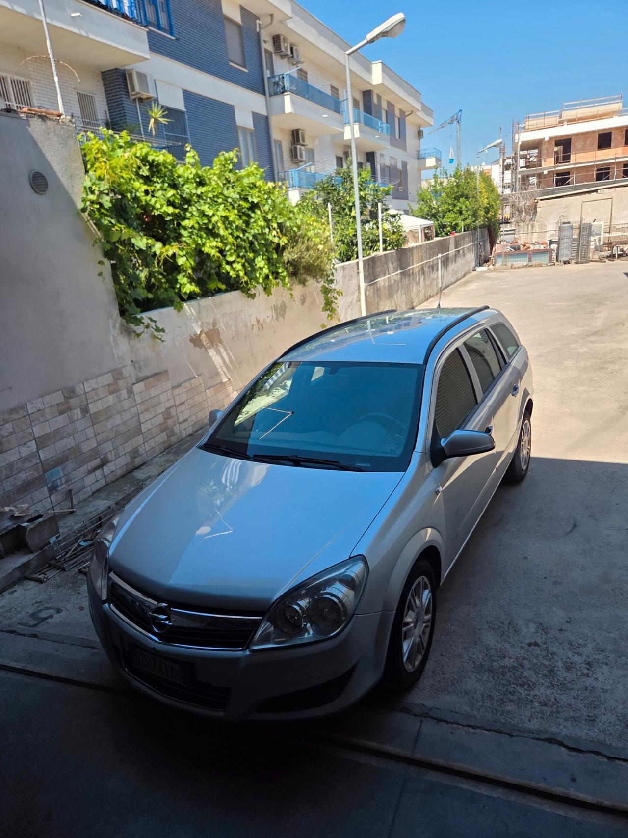 Opel Astra 1.7 CDTI 110CV Station Wagon Cosmo
