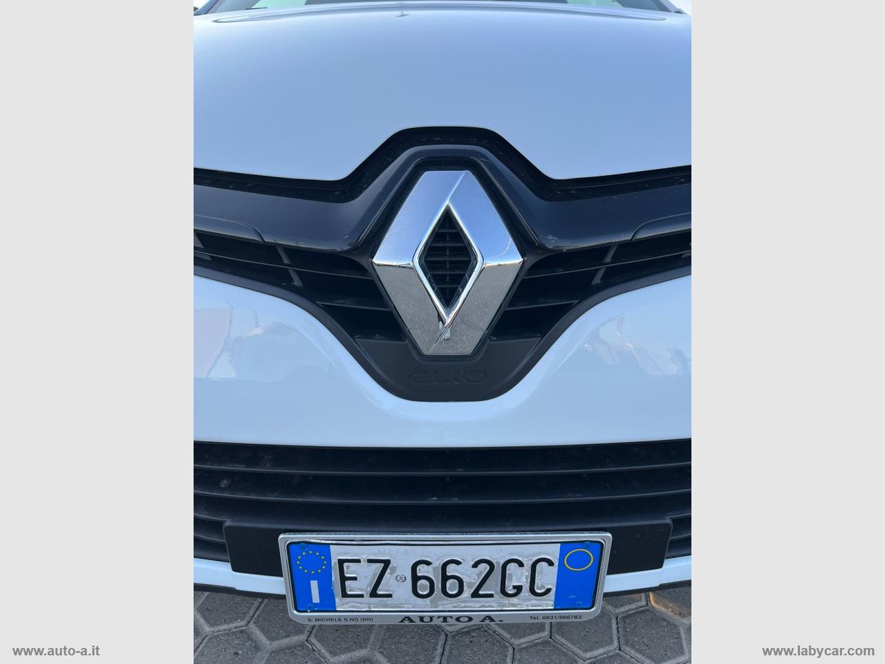 RENAULT Clio 1.2 75 CV 5p. Wave