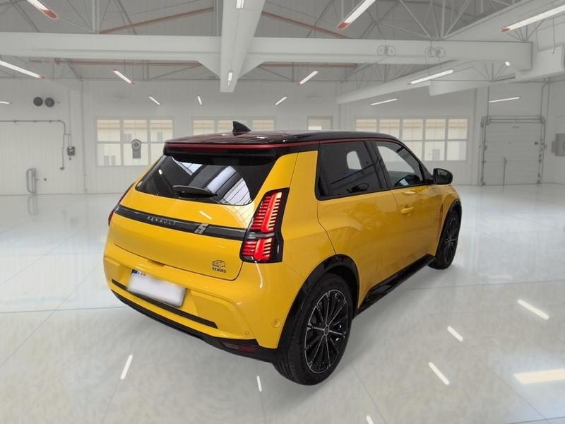 RENAULT R 5 52 KWH ICONIC CINQ 106 CV COMFORT RANGE 5 PORTE BERLINA