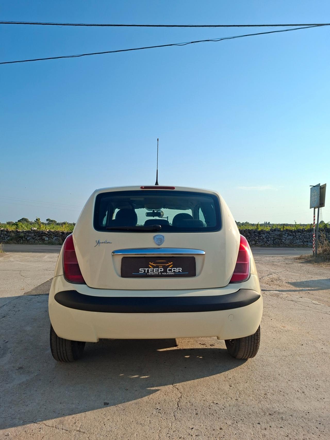 Lancia Ypsilon 1.2 Argento