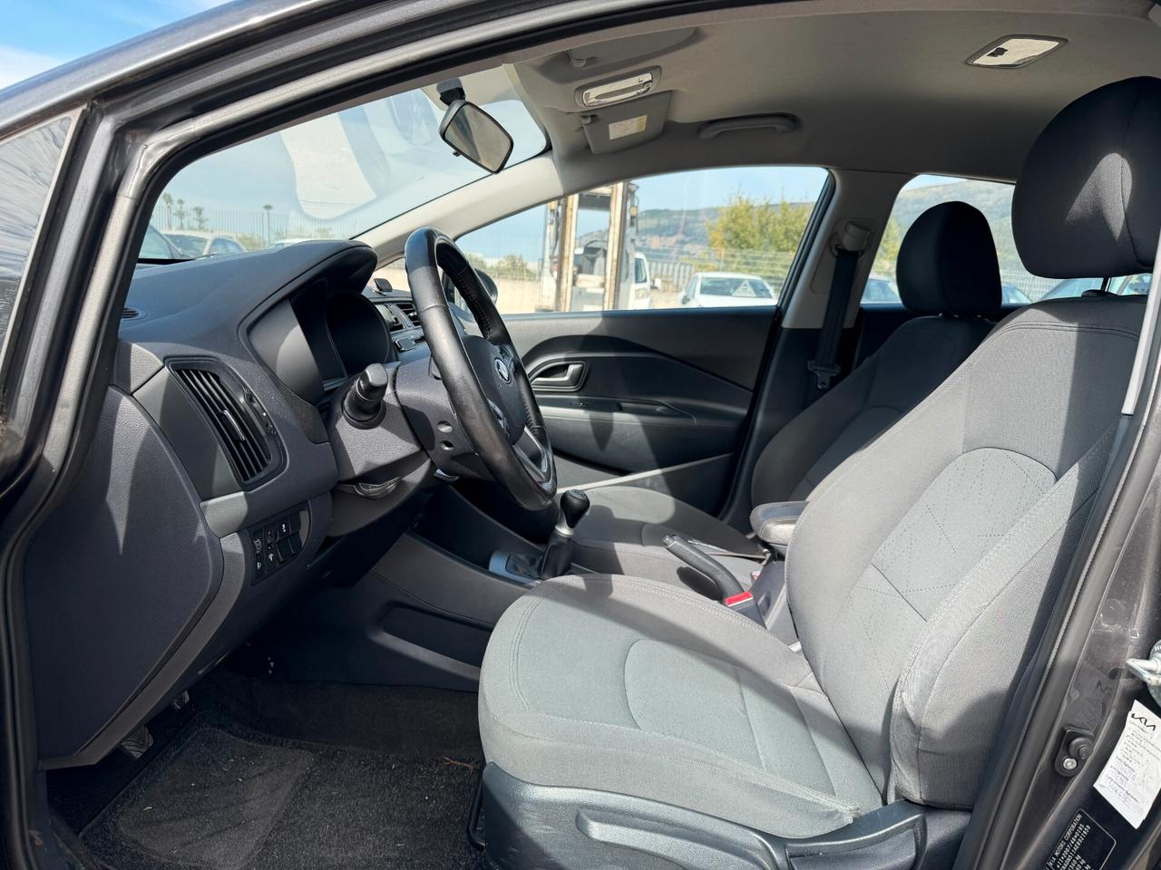 KIA RIO 2014 1.2 BENZINA 85 CV * LEGGI