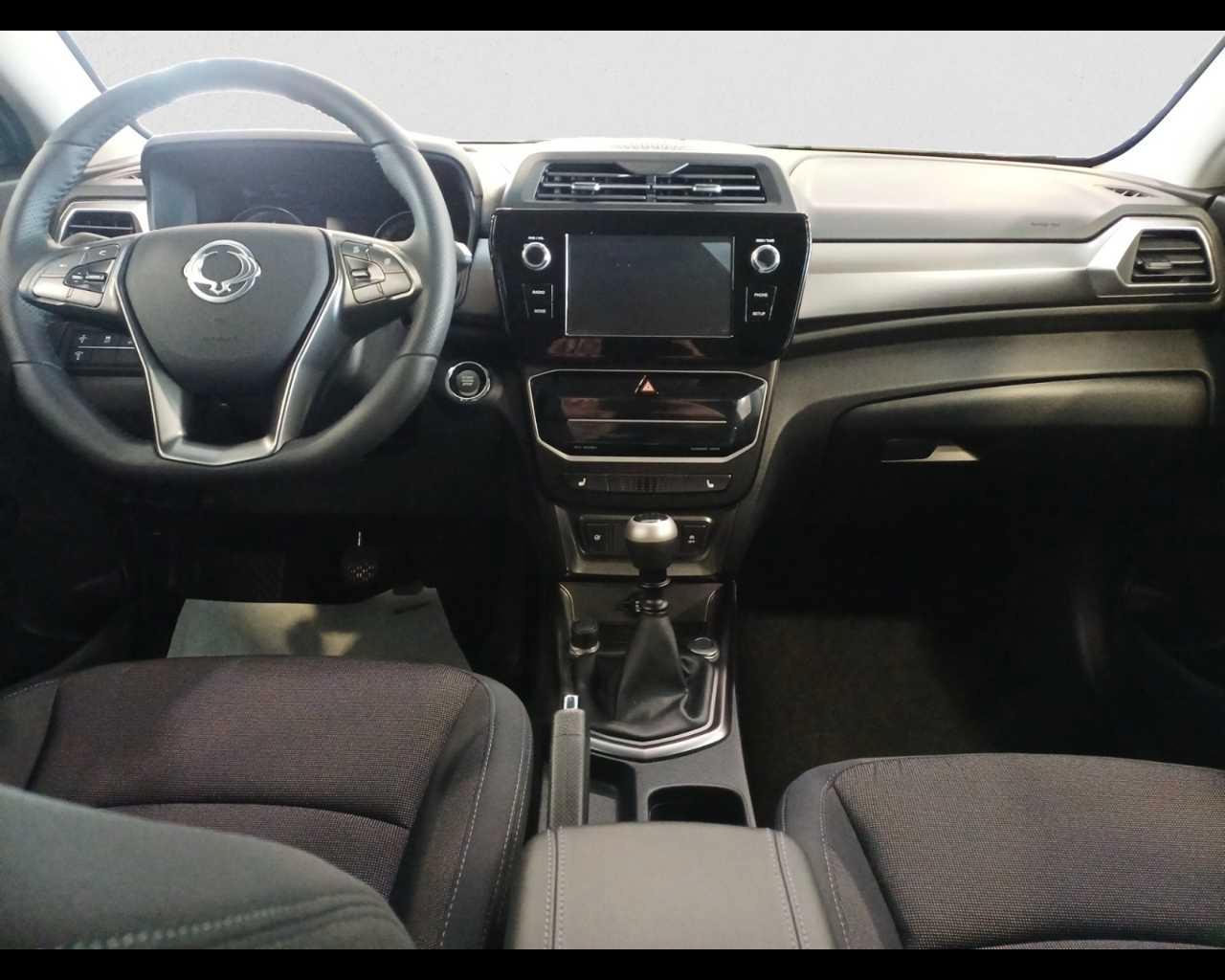 KGM TIVOLI B 1.5 2WD MT 135CV FL24