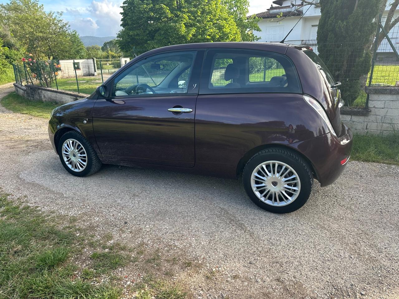Lancia Ypsilon 1.2