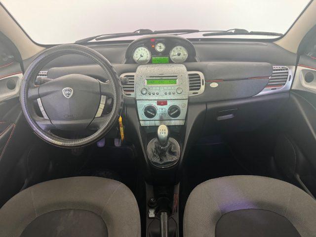 LANCIA Ypsilon 1.3 MJT 90 CV Blue&Me