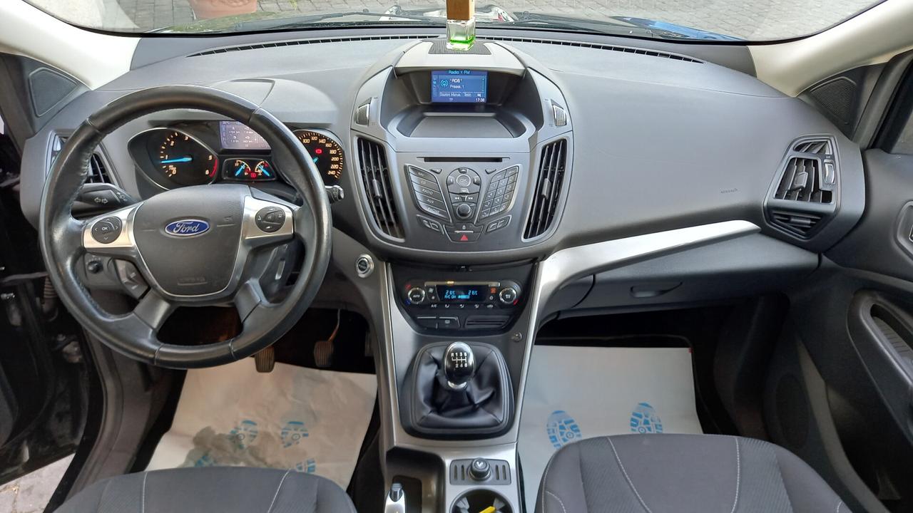 Ford Kuga 2.0 TDCI 140 CV 4WD Titanium