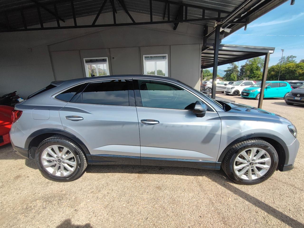 Audi Q3 SPB 35 TDI S tronic Business Plus