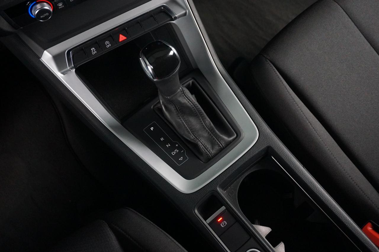 Audi Q3 40 TDI quattro S tronic Business Advanced