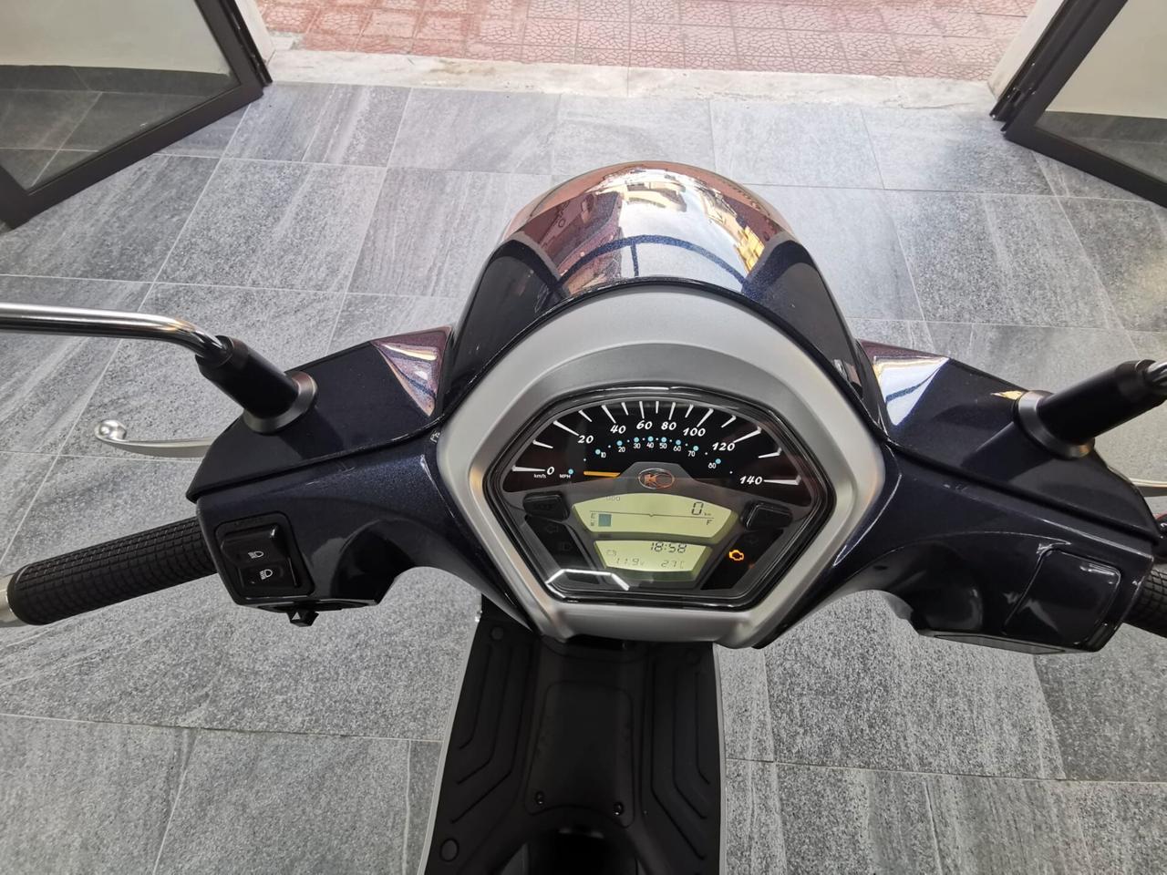 Kymco Like 125i SPORT