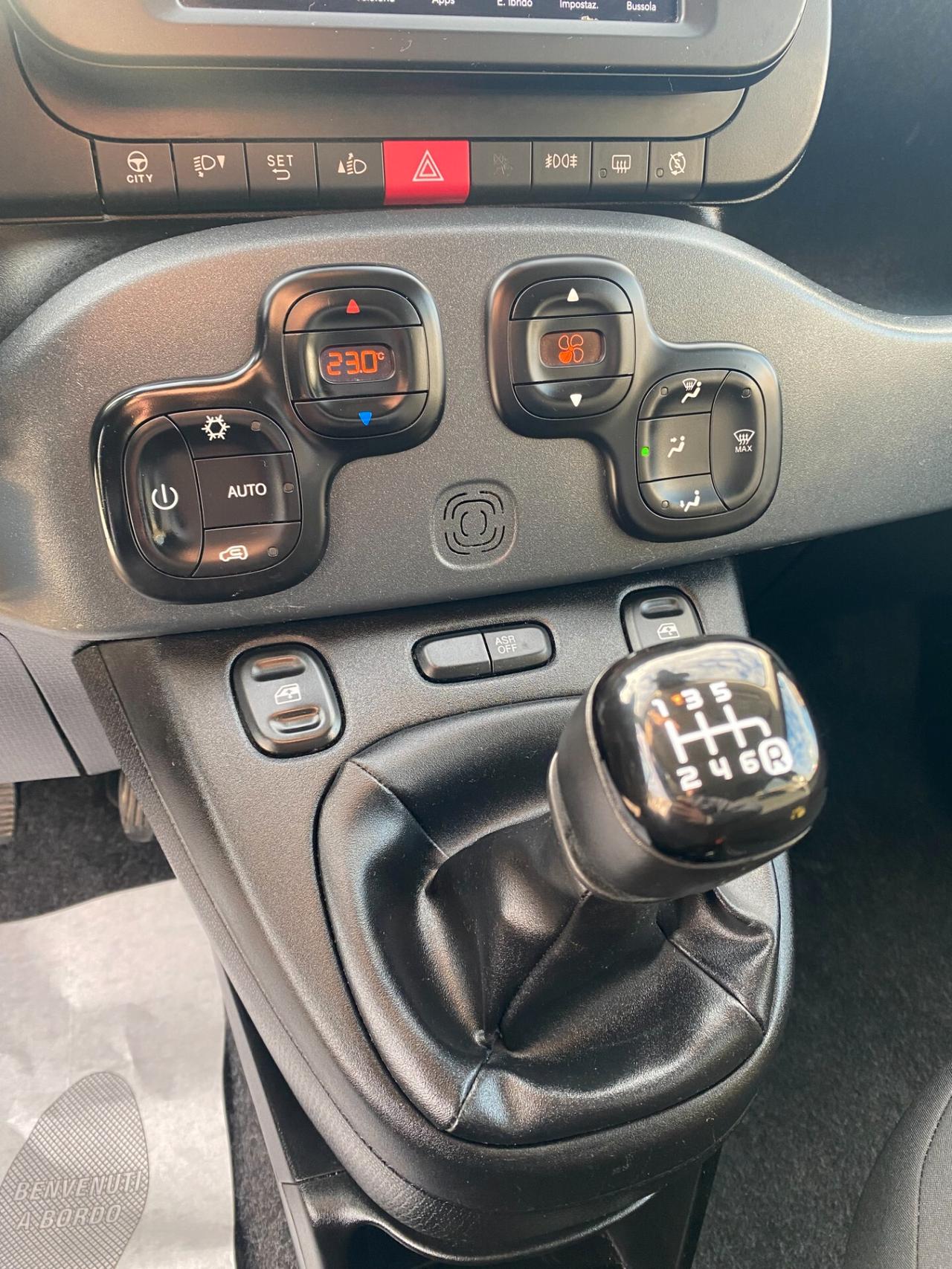 FIAT Panda 1.0 hybrid CROSS 5posti RadioAPP CarPlay