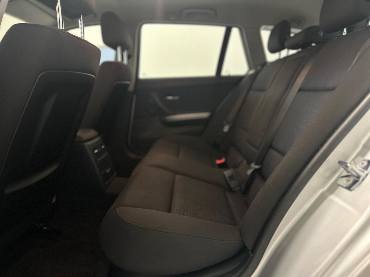 Bmw 320 320d cat Touring Attiva