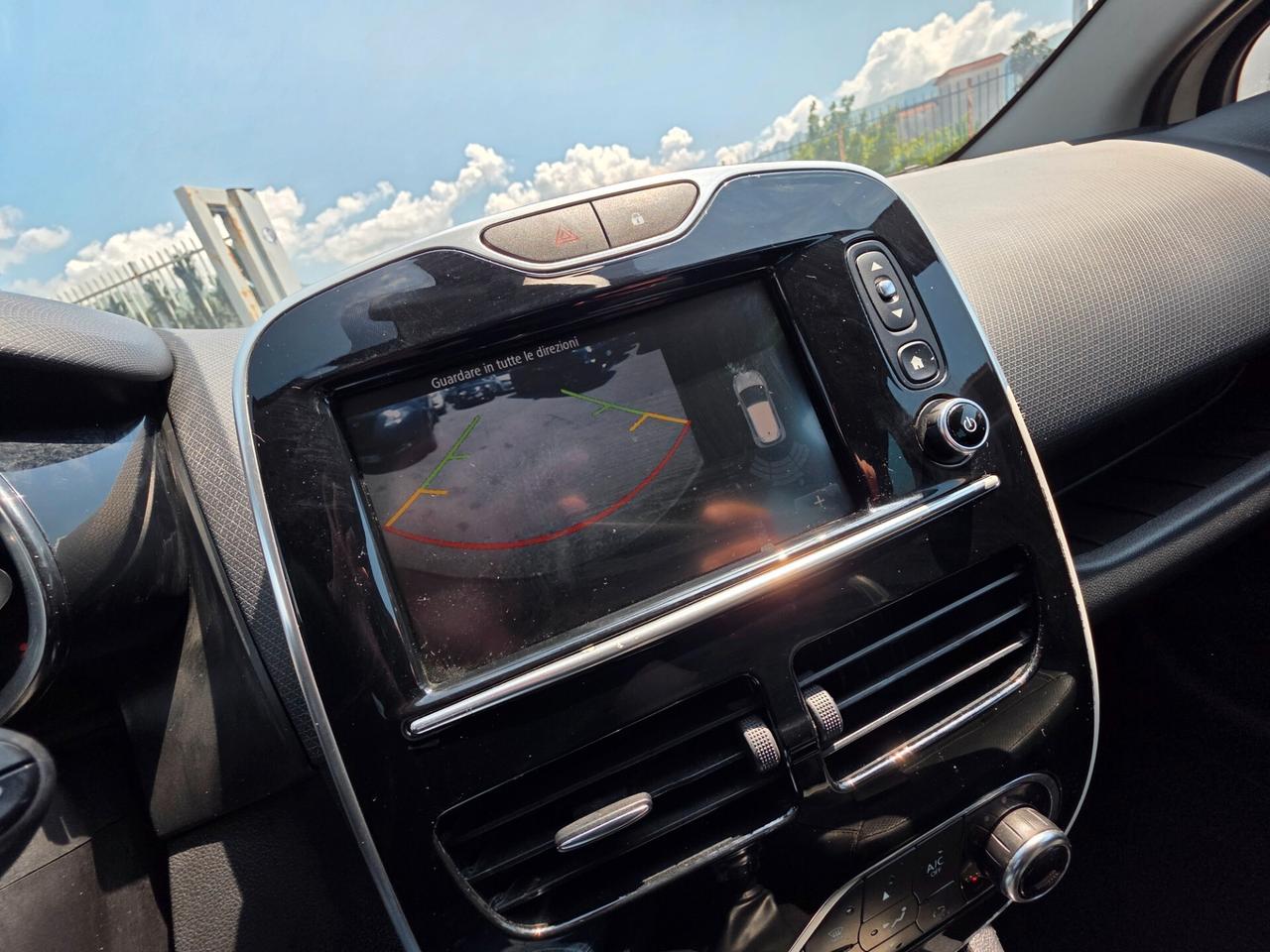 Renault Clio dCi 8V 90CV EDC Start&Stop 5 porte Energy Intens